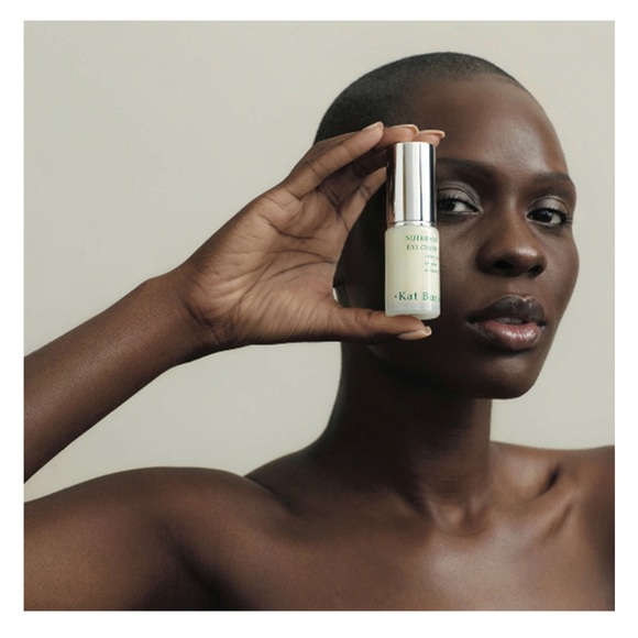Nutrient C Eye Cream by Kat Burki (New! ) - Picture 4 of 10